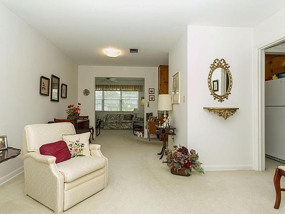 2nd image of 2633 E Arlex Dr