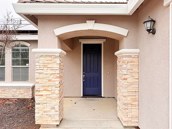 2nd image of 1317 Hidden Creek Way