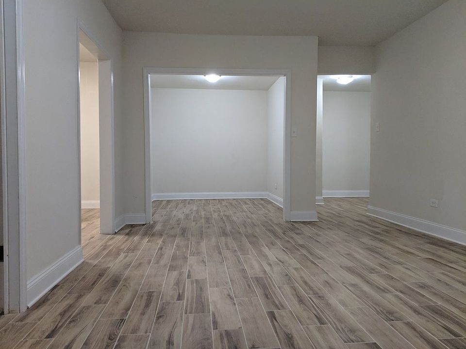 1st image of 2355 E 12th St APT L5