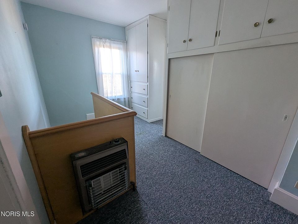 1st image of 12345 Grove Rd