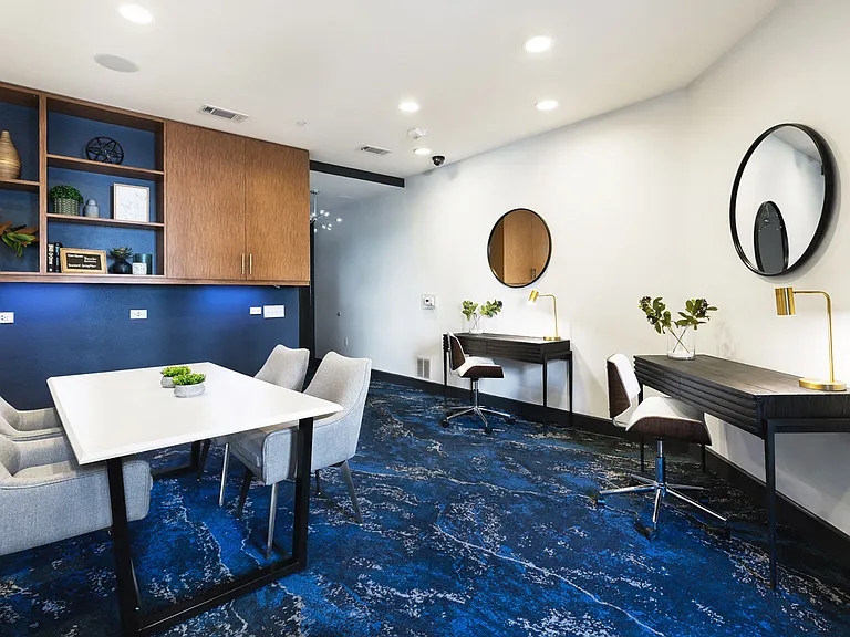 Pressler Business Lounge