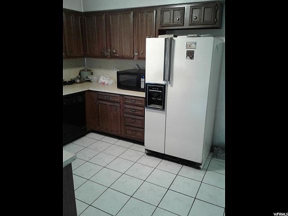 3rd image of 2767 W Berwick Pl