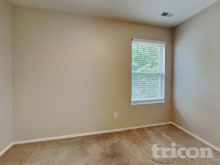 4582 Brimmer Place Dr — Photo 13