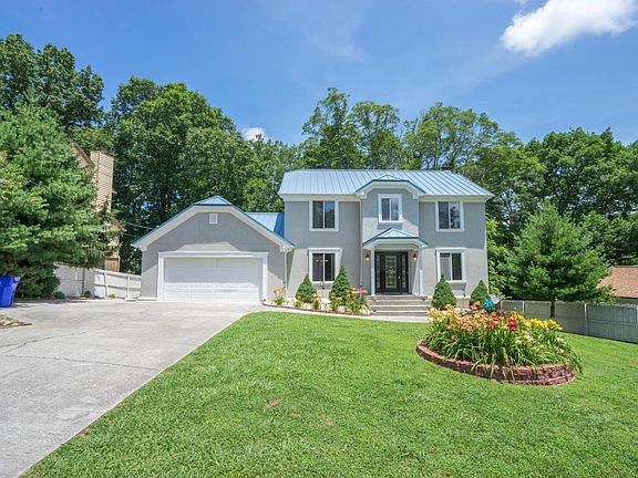 3rd image of 4517 Foothills Dr