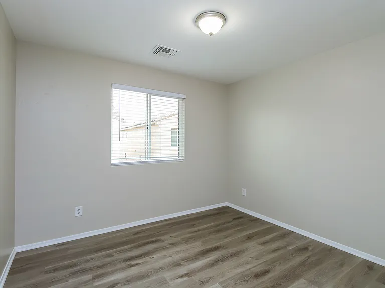 4113 E Tulsa St — Photo 14