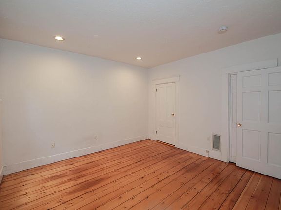 Bedroom #1