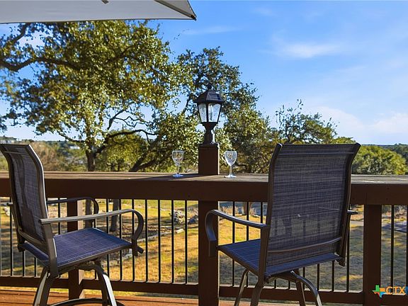 3rd image of 1616 Canyon Lake Dr