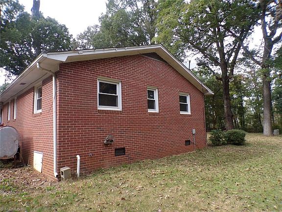 3rd image of 3736 Buffalo Ford Rd