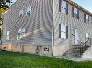 813 W 8th St, Chester, PA 19013