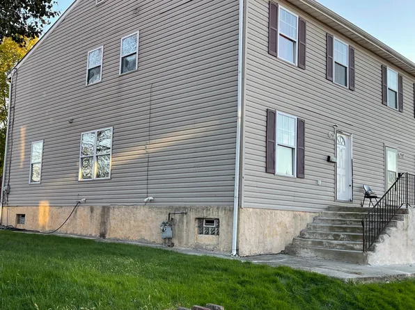 813 W 8th St, Chester, PA 19013