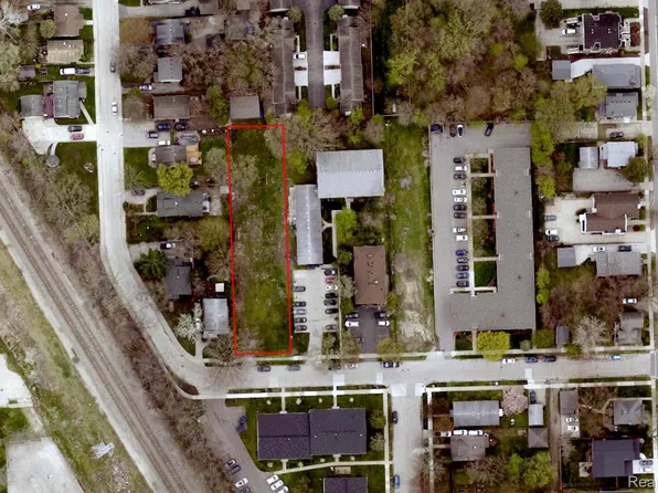 414 Oakland Ave, Royal Oak, MI 48067