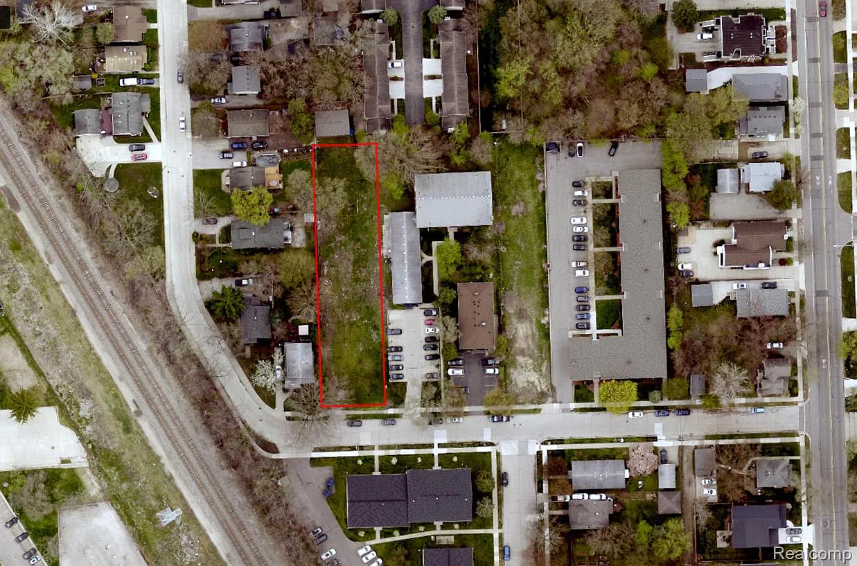 414 Oakland Ave photo 1