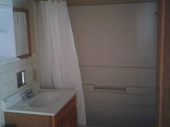 Full bath