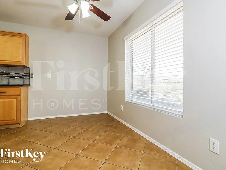 1167 S 225th Ln — Photo 5