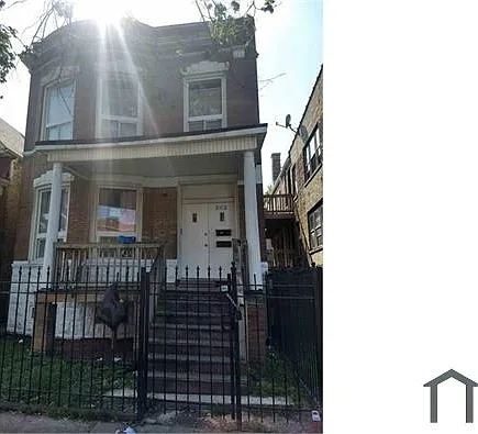 3 bed, $1,750 — Photo 2