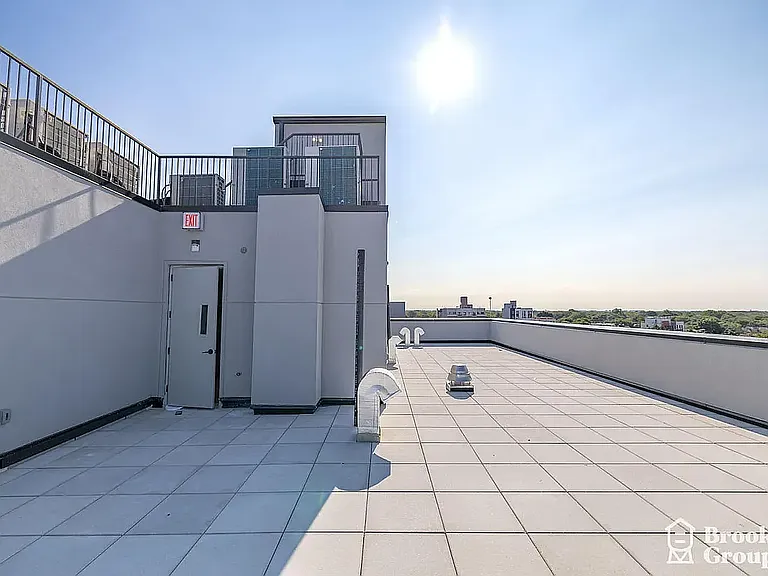 3308 Glenwood Rd #4 — Photo 14