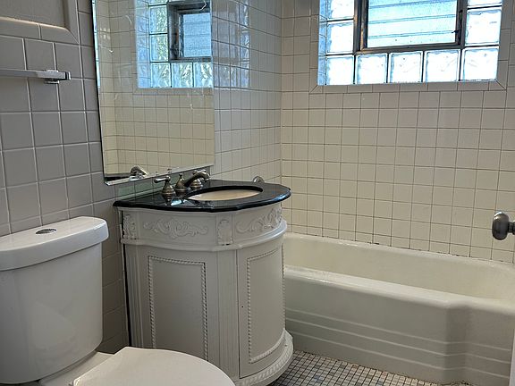 5th image of 7156 W 116th St #3