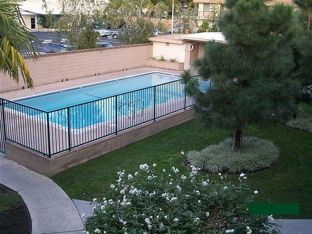 1st image of 9448 Artesia Blvd #6