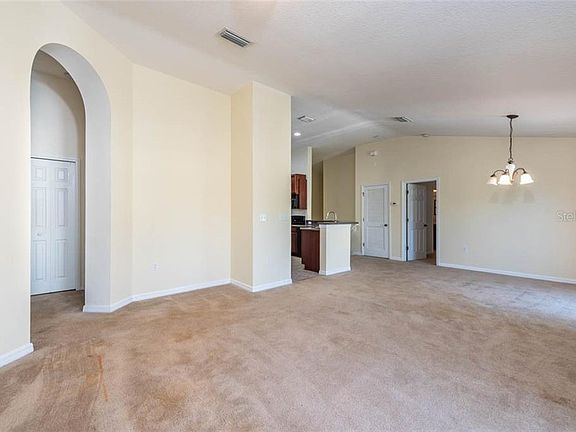 5th image of 6708 Eagle Feather Dr