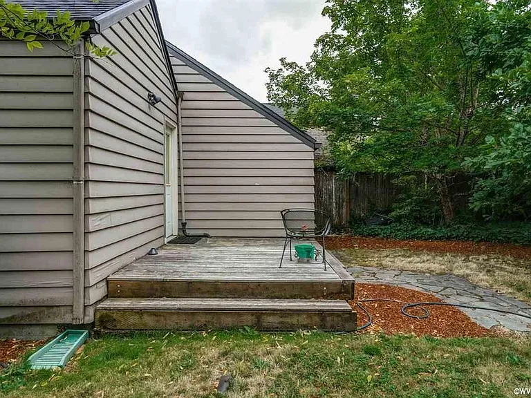 528 NW 17th St — Photo 15