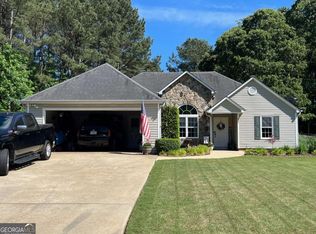 805 Burton Ridge Dr, Loganville, GA