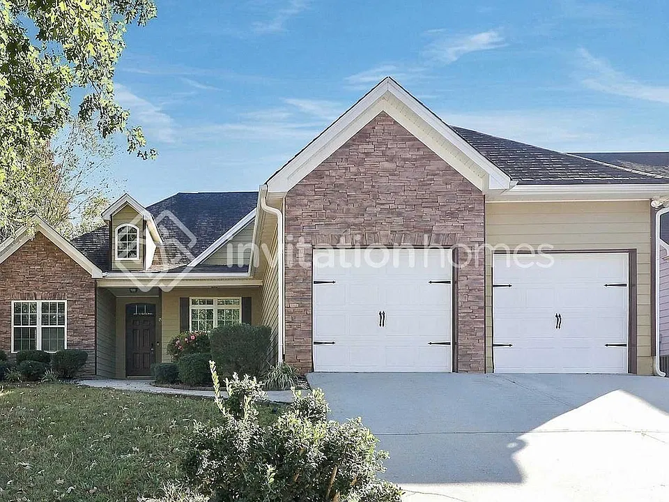15 Camden Village Dr