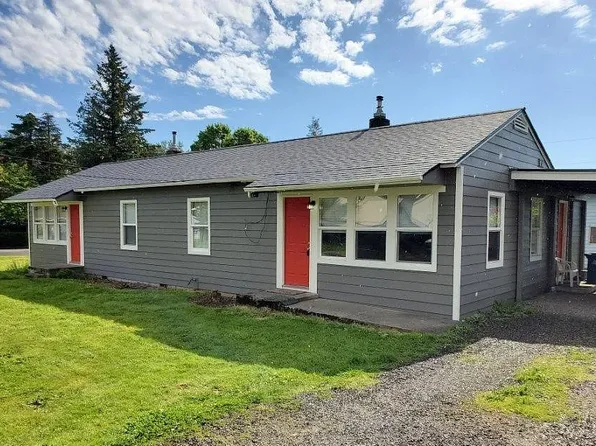 201 8th St #B, Sultan, WA 98294