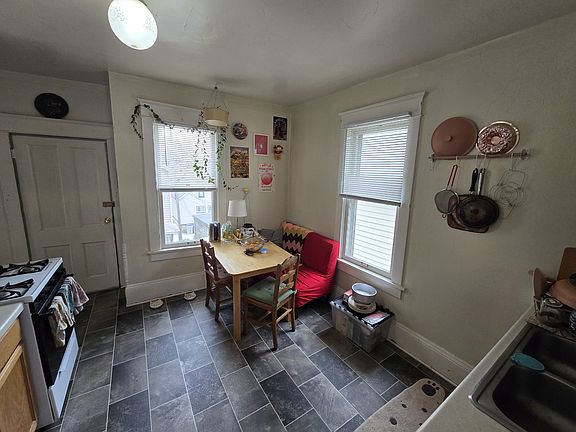 5th image of 2448 N Fratney St #1