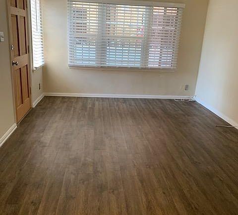 3rd image of 1561 S Fairfax Ave #1561