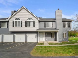 208 Maple St APT A, Sugar Grove, IL 60554