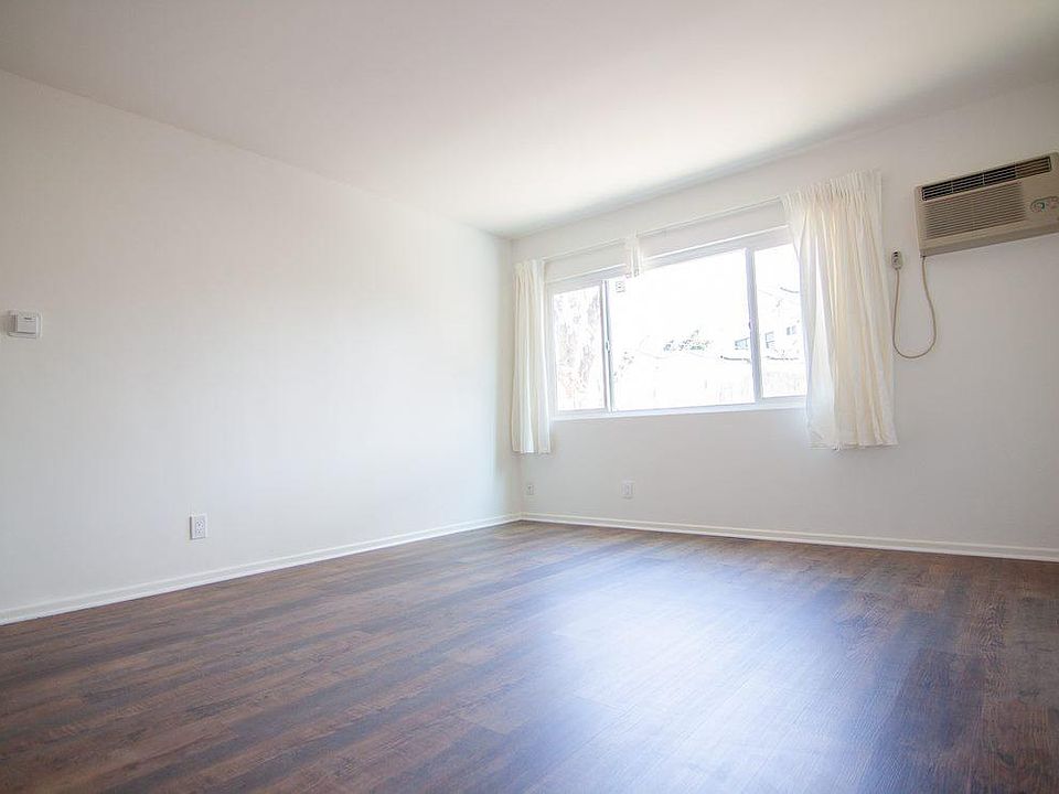 1st image of 3025 Glenhurst Ave APT 4