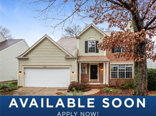 5928 Downfield Wood Dr, Charlotte, NC 28269