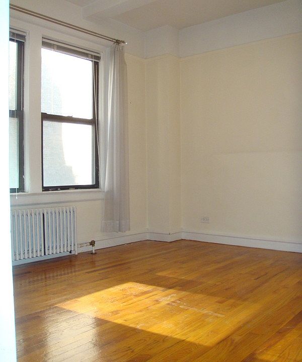 2nd image of 121 E 31st St APT 11F