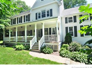 138 Robin Dr, Collinsville, CT 06019