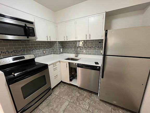 2nd image of 1935 S Douglas St APT 2