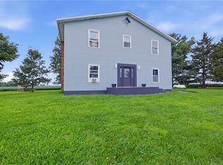 439 County Road 200 E, Sigel, IL 62462