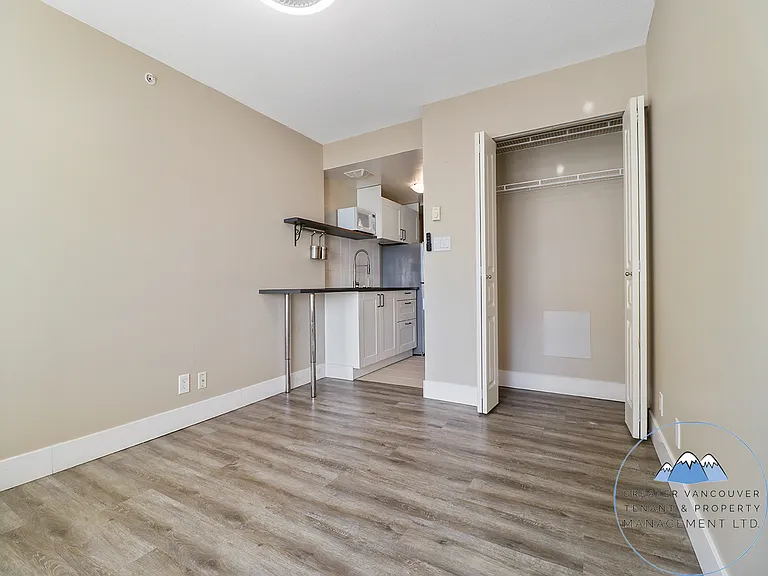 9288 University Cres #308A — Photo 6
