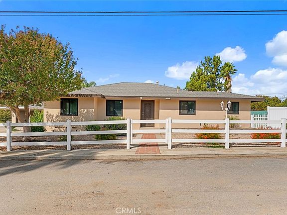 2nd image of 7420 Ivy Ln