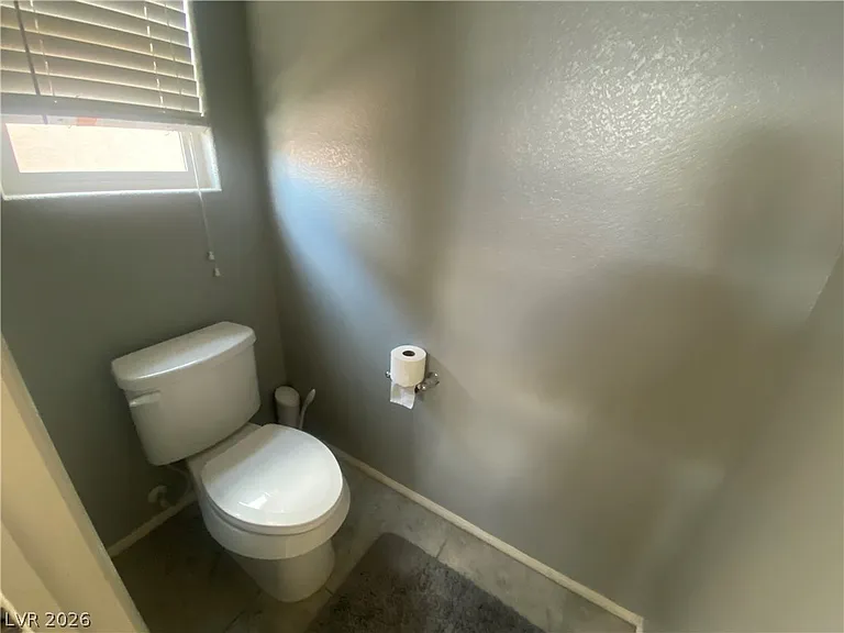 9833 Dryden Ct — Photo 16