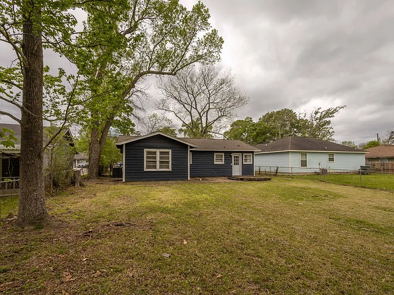 4710 El Paso St — Photo 22