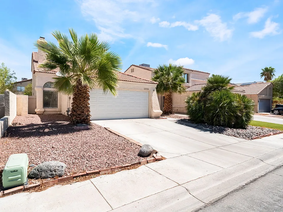 3645 Veneer Ln