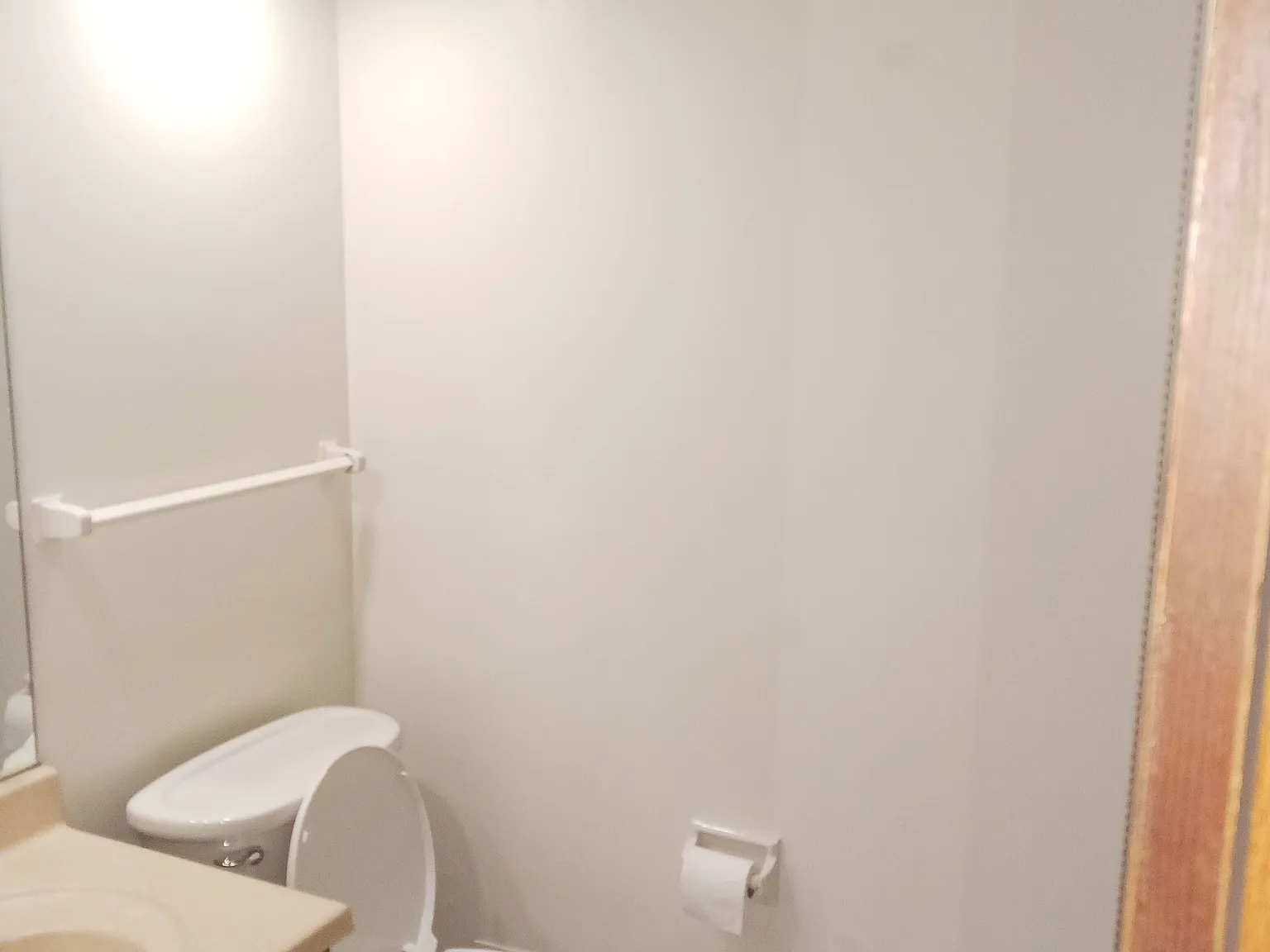 3 bed, 2.0 bath, 1400 sqft, $2,295 — Photo 3