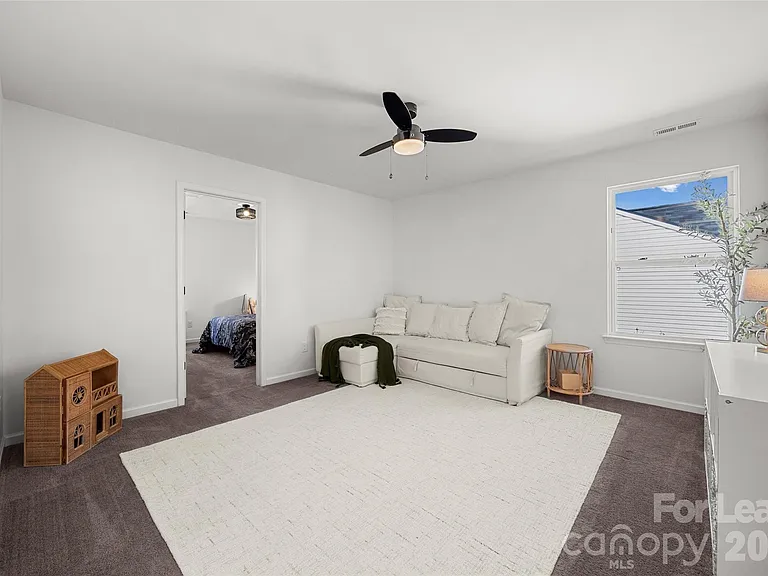 1668 Beleek Ridge Ln — Photo 20