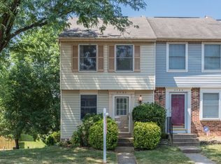 3754 Sudley Ford Ct, Fairfax, VA 22033