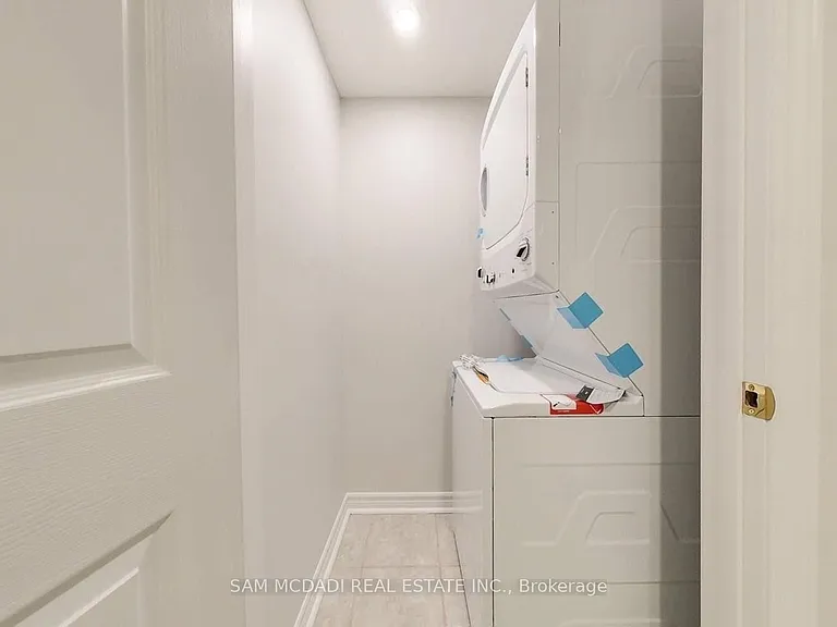 19 Sterritt Dr — Photo 11
