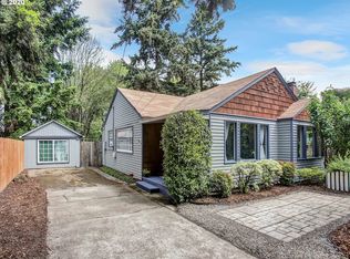 551 N Marine Dr, Portland, OR 97217