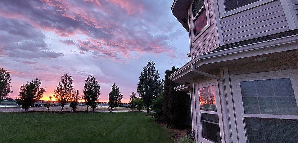 2nd image of 17222 Sunnydale Pl