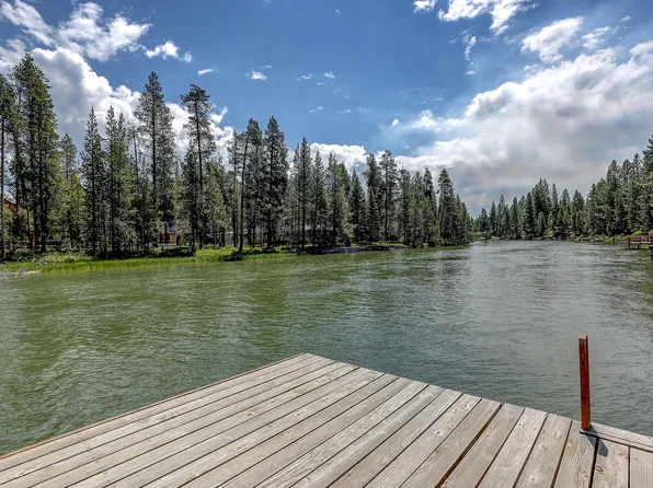 56290 Solar Dr, Bend, OR 97707