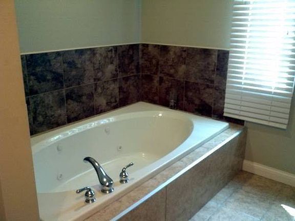 3rd image of 7944 102nd St #7944
