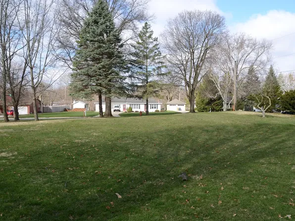 2213 Harley Dr, Madison, WI 53711